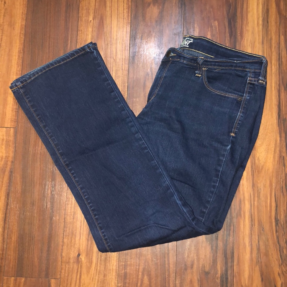 Old Navy The Flirt Bootcut Jeans Sz. 10 Reg.